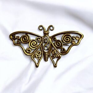 Vintage Brass-Tone Filigree Butterfly Brooch – Openwork Swirl Design
